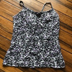 Lei floral tank